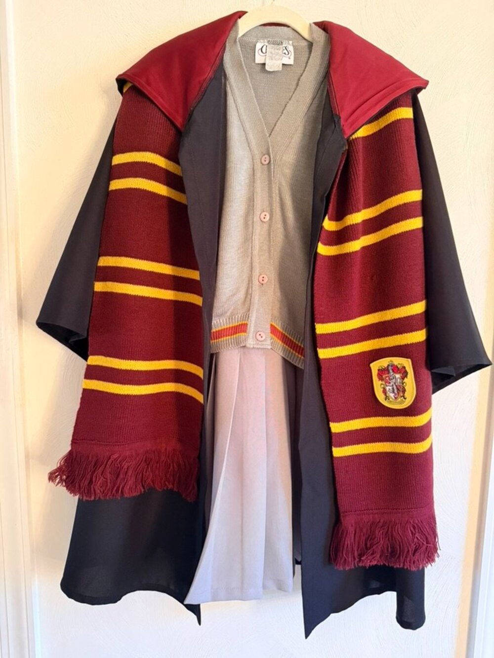 Harry Potter Hermione Gryffindor Girls 10 4 Piece Costume Charades